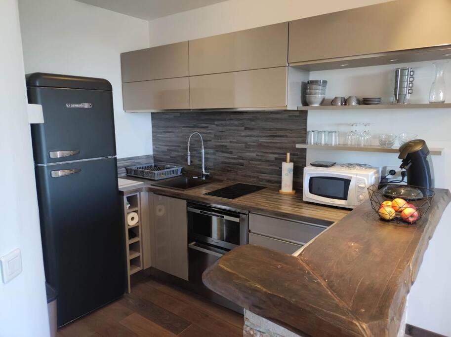 Appartement Sur Le Port Residence Marina Palmu Порто-Веккьо Экстерьер фото